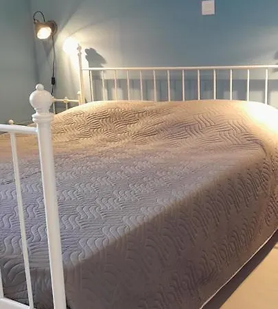 Sur La Bonnefooi Bed & Breakfast
