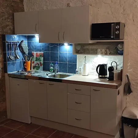 Bed & Breakfast Sur La Bonnefooi Prades-sur-Vernazobre