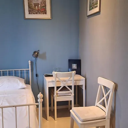 Sur La Bonnefooi Bed & Breakfast *