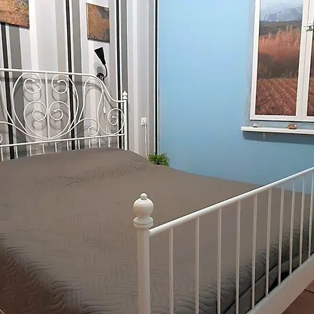 Sur La Bonnefooi Bed and Breakfast Prades-sur-Vernazobre